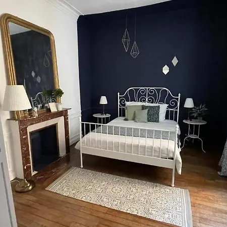 Le Classique Champenois, Centre Ville, Proche Cathédrale *