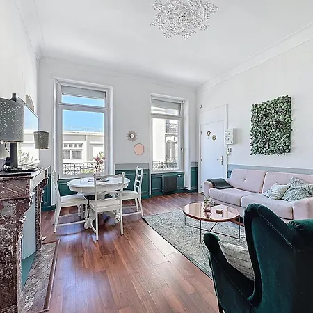 Apartment Le Classique Champenois, Centre Ville, Proche Cathedrale