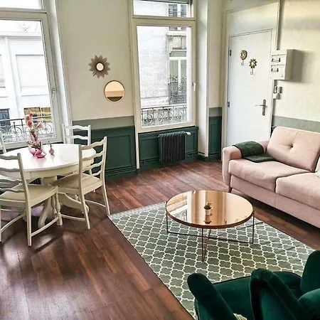 Le Classique Champenois, Centre Ville, Proche Cathedrale Apartament *