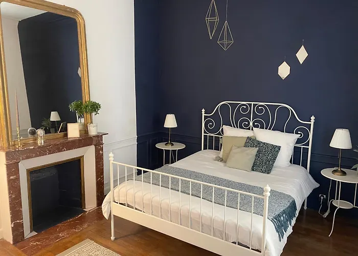 Apartment Le Classique Champenois, Centre Ville, Proche Cathedrale *