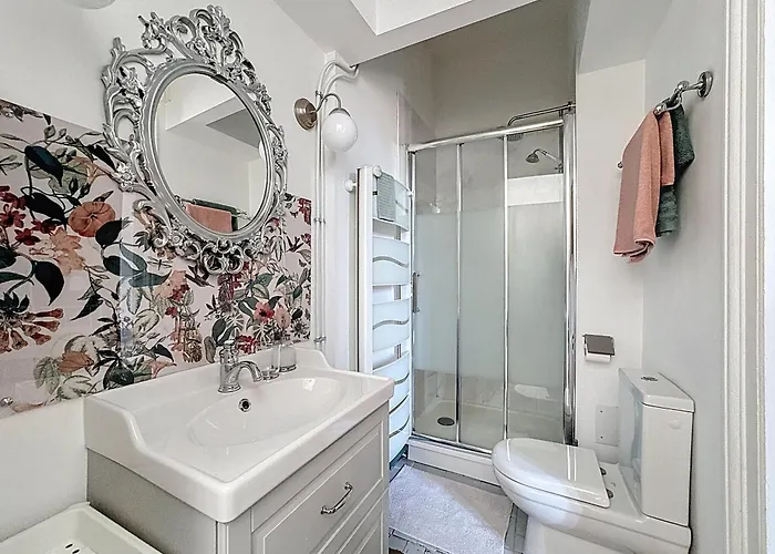 Apartment Le Classique Champenois, Centre Ville, Proche Cathedrale