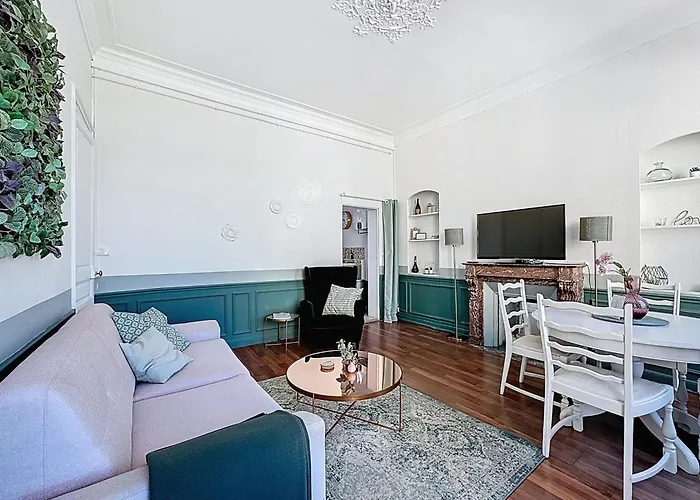 Apartment Le Classique Champenois, Centre Ville, Proche Cathedrale *